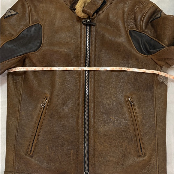 DAINESE Brown Motorcycle Leather Jacket with Shearling Collar Size: 48 - Picture 14 of 16